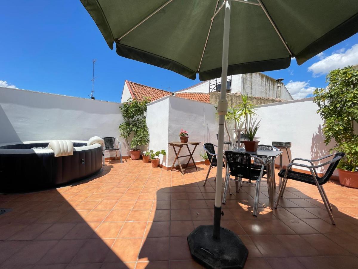 ميريذا Alaudae Apartamentos -Centro- Garaje Privado-Jacuzzi Exterior Bajo Peticion - المظهر الخارجي الصورة