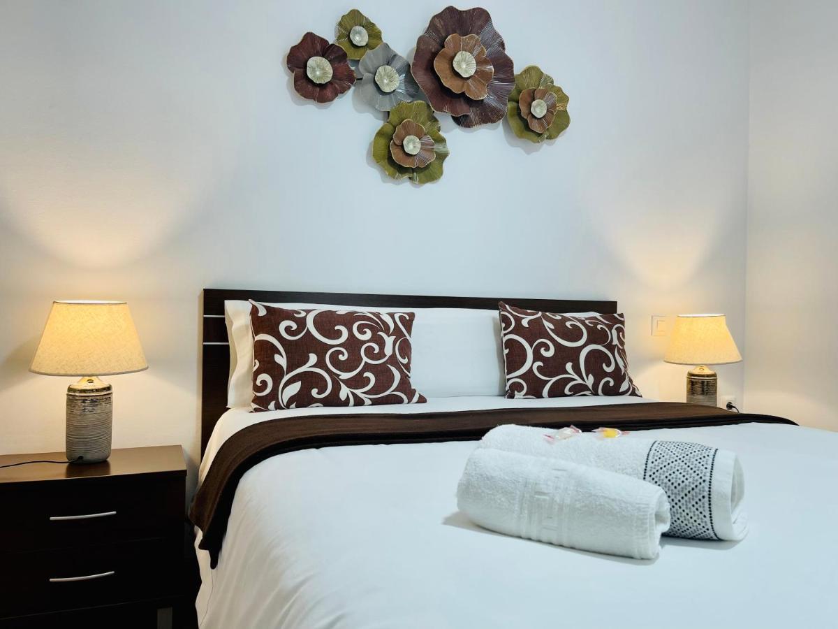 ميريذا Alaudae Apartamentos -Centro- Garaje Privado-Jacuzzi Exterior Bajo Peticion - المظهر الخارجي الصورة